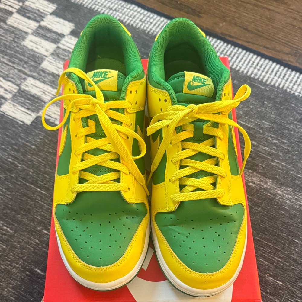 Nike Men’s Sneakers in Green and Yellow